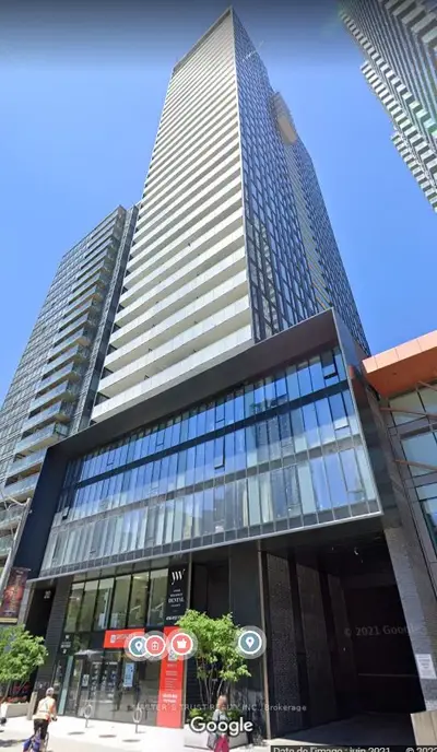 28 Wellesley Street E 1002, Toronto C08, On M4y 1g3