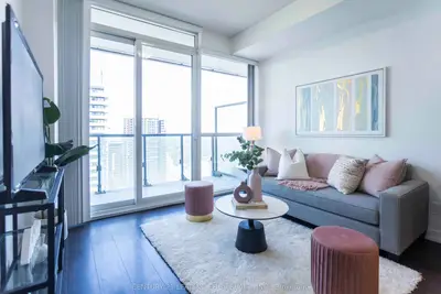Condo Apartment in Toronto