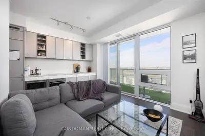 101 Erskine Avenue 2701, Toronto C10, On M4p 1y5