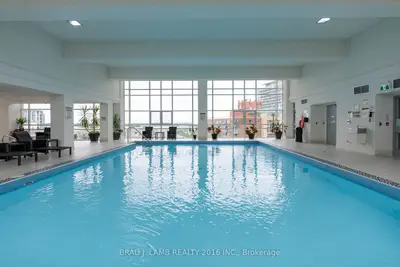 21 Grand Magazine Street 504, Toronto C01, On M5v 1b5