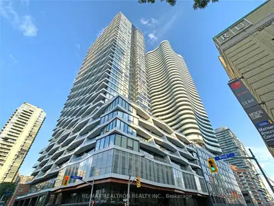 85 Wood Street 1008, Toronto C08, On M4y 0e8