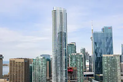 138 Downes Street 3512, Toronto C08, On M5e 0e4