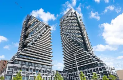20 Inn On The Park Drive 439, Toronto C13, On M3c 0p8