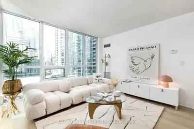 12 Yonge Street 1210, Toronto C01, On M5e 1z9