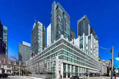 350 Wellington Street W 425, Toronto C01, On M5v 3w9