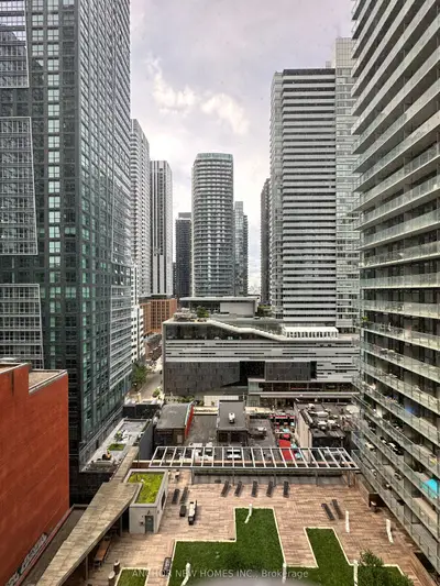 15 Mercer Street 1205, Toronto C01, On M5h 1h2