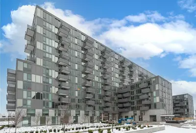 38 Monte Kwinter Court 404, Toronto C06, On M3h 0e2