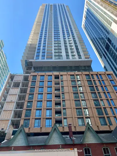8 Widmer Street 4515, Toronto C01, On M5v 0w6