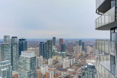 11 Wellesley Street W 5909, Toronto C01, On M4y 0g4
