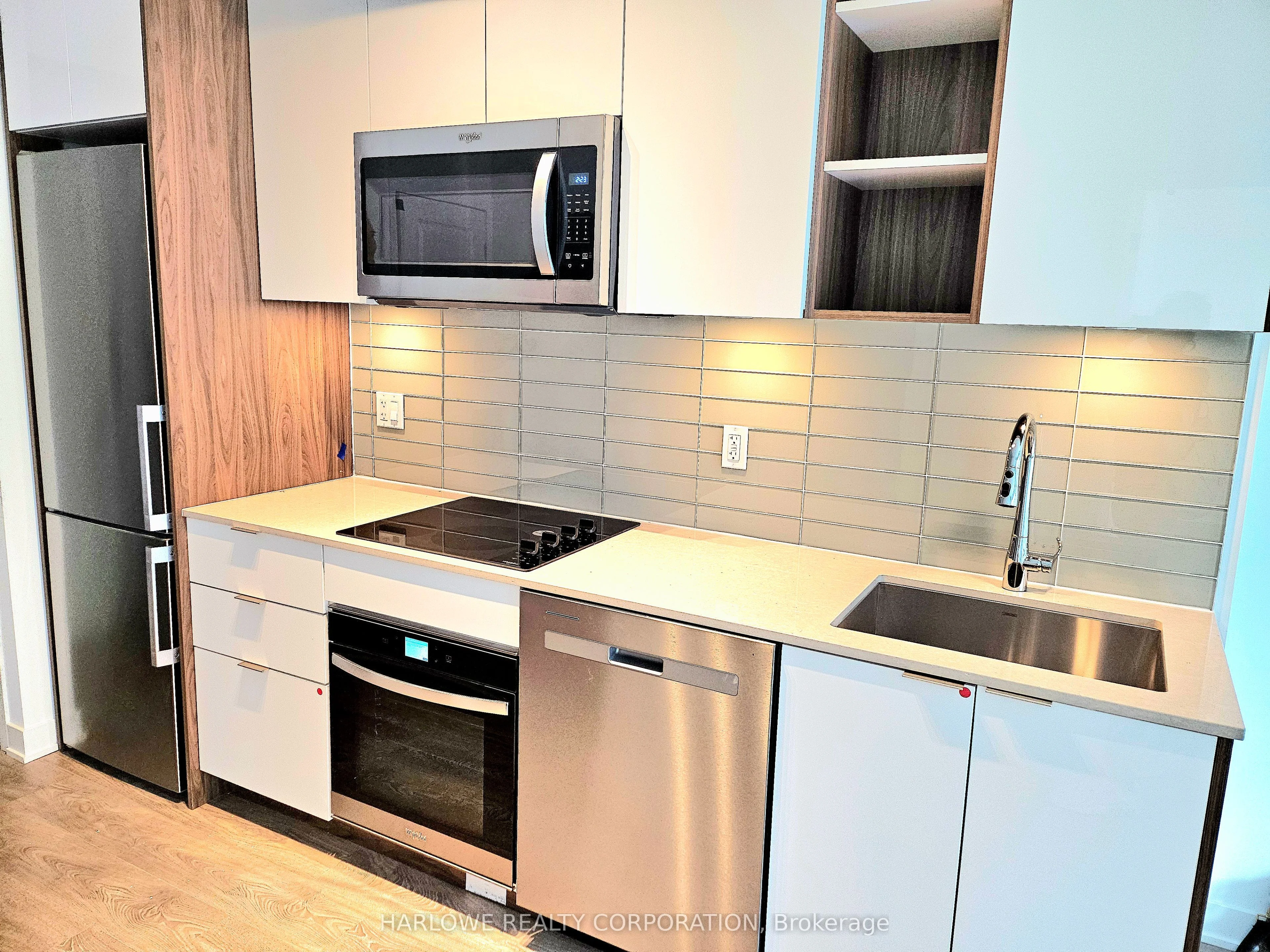 543 Richmond Street W 1418, Toronto C01, On M5v 0w9