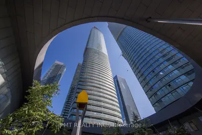 12 York Street 5211, Toronto C01, On M5j 0a9