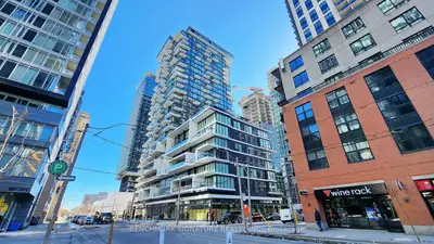 77 Shuter Street 610, Toronto C08, On M5b 0b8