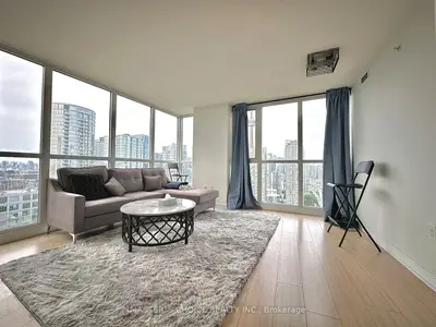 75 Queens Wharf Road 3701, Toronto C01, On M5v 0j8