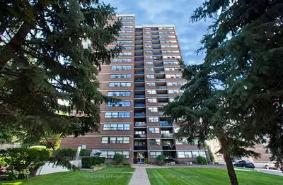 15 Brookbanks Drive 608, Toronto C13, On M3a 2s9