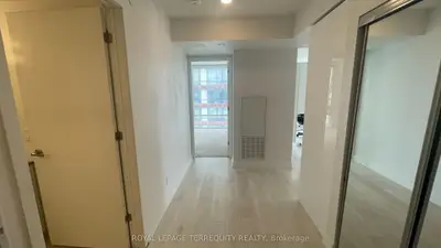 501 Yonge Street 1405, Toronto C08, On M4y 0g8