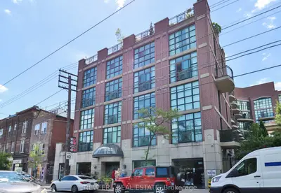 901 Queen Street W 426, Toronto C01, On M6j 3x4