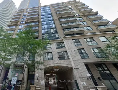35 Hayden Street 713, Toronto C08, On M4y 3c3