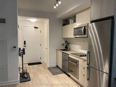 121 Lower Sherbourne Street 368 Sw, Toronto C08, On M5a 0w8
