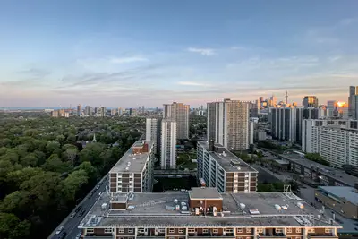 Condo Apartment in Toronto