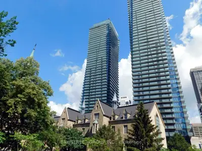 65 St. Mary Street 2303, Toronto C01, On M5s 0a6
