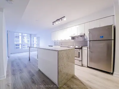 29 Singer Court 803, Toronto C15, On M2k 0b3