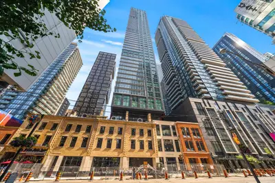 327 King Street W 2307, Toronto C01, On M5v 0w7