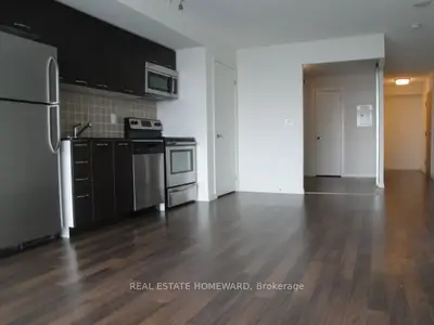 38 Joe Shuster Way 1029, Toronto C01, On M6k 0a5