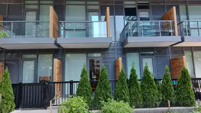 Condo Townhouse in Toronto