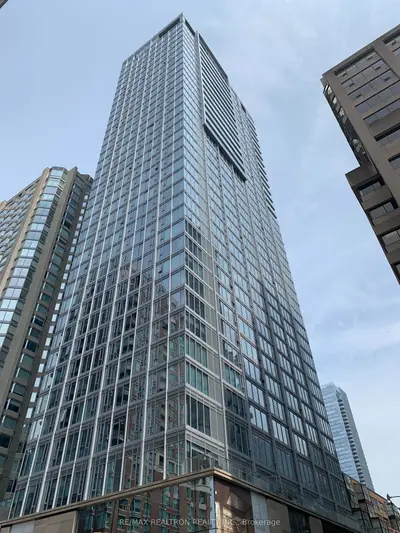188 Cumberland Street 705, Toronto C02, On M5r 2g3