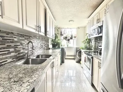 Condo Apartment in Toronto