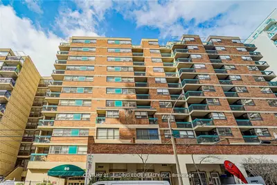 80 St. Patrick Street 518, Toronto C01, On M5t 2x6