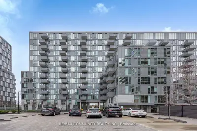 Condo Apartment in Toronto