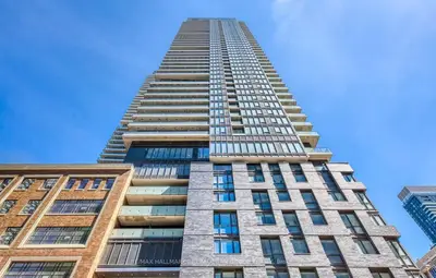 125 Blue Jays Way 4105, Toronto C01, On M5v 0n5