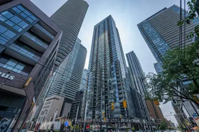 295 Adelaide Street W 1910, Toronto C01, On M5v 1p7