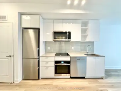 543 Richmond Street W 826, Toronto C01, On M5v 0w9