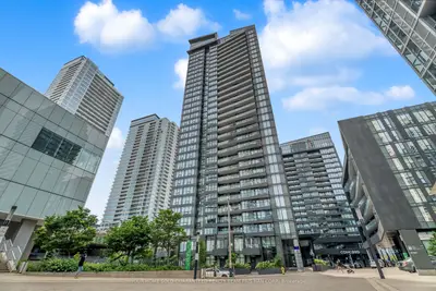 70 Queens Wharf Road 915, Toronto C01, On M5v 0j2