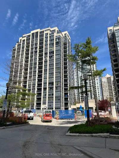 18 Hollywood Avenue 705, Toronto C14, On M2n 6p5