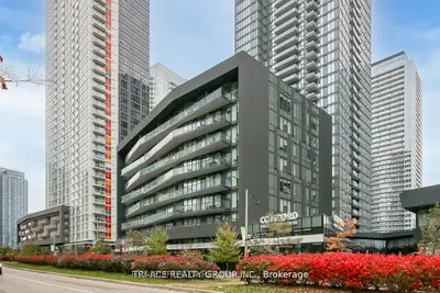 90 Queens Wharf Road 502, Toronto C01, On M5v 0j4