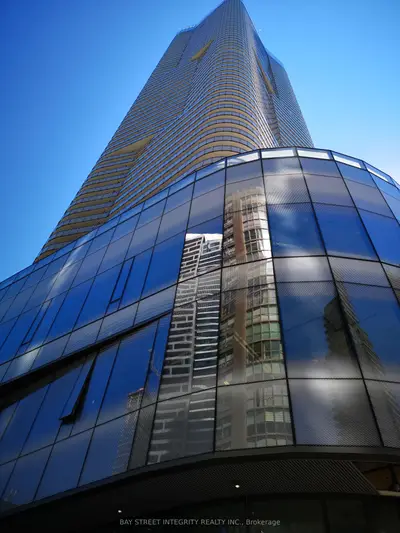 11 Wellesley Street W 1308, Toronto C01, On M4y 1e8