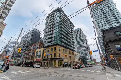 39 Sherbourne Street 601, Toronto C08, On M5a 0l8