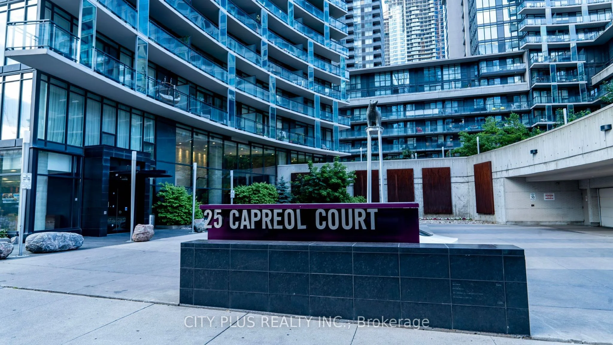 25 Capreol Court 2902, Toronto C01, On M5v 3z7