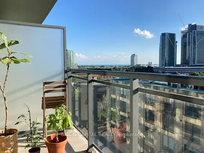 775 King Street W 808, Toronto C01, On M5v 1n4