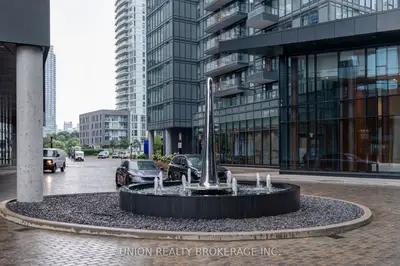 70 Queens Wharf Road 1508, Toronto C01, On M5v 0j2