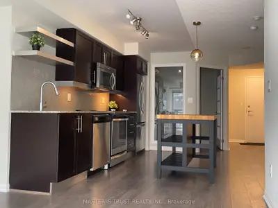 400 Adelaide Street E 1002, Toronto C08, On M5a 1n4