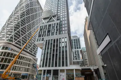121 St. Patrick Street 1215, Toronto C01, On M5t 0b8