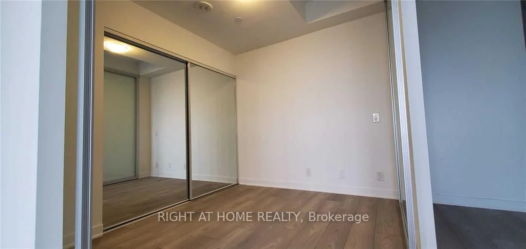 120 Parliament Street 1308, Toronto C08, ON M5A 2Y8