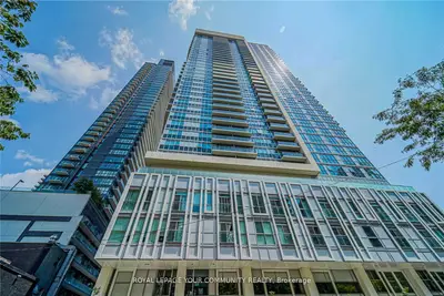 Condo Apartment in Toronto