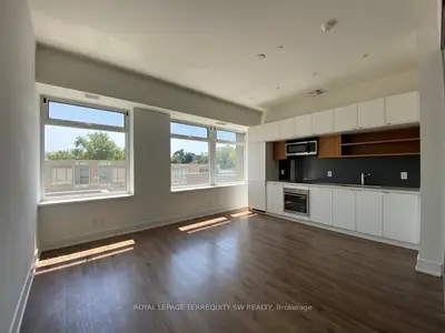 111 St Clair Avenue W 316, Toronto C02, On M4v 1n5