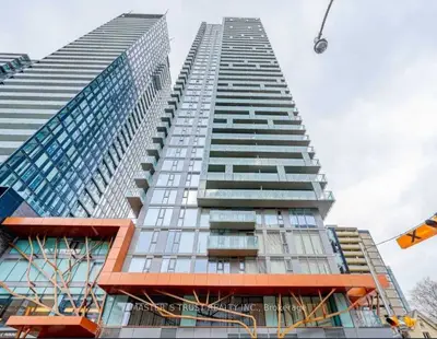 50 Wellesley Street E 3502, Toronto C08, On M4y 1g2