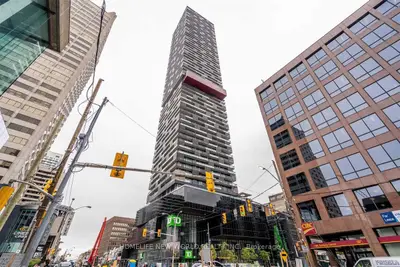 8 Eglinton Avenue E 3908, Toronto C10, On M4p 0c1